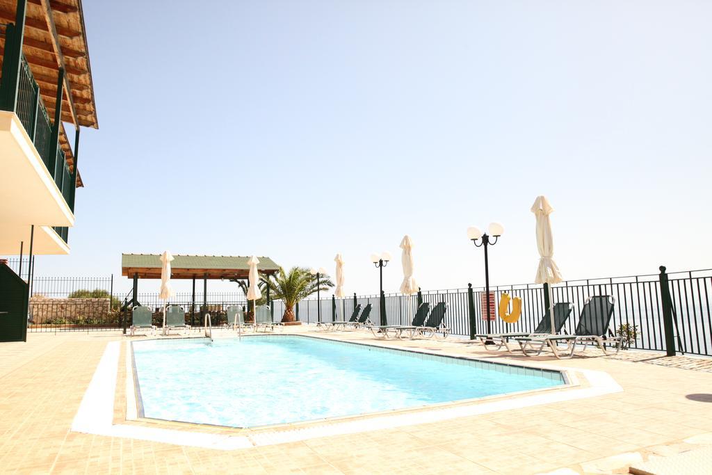 Agnantio Apartment Eleios-Pronnoi Ngoại thất bức ảnh