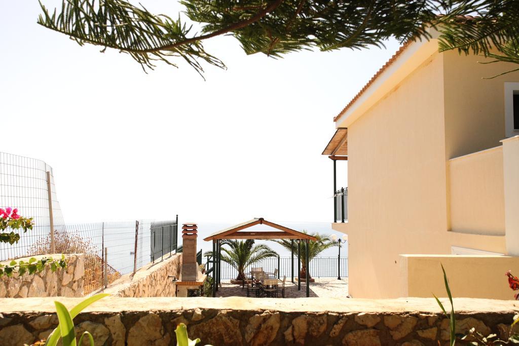 Agnantio Apartment Eleios-Pronnoi Ngoại thất bức ảnh