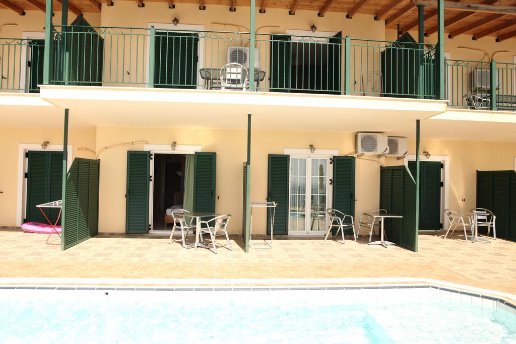 Agnantio Apartment Eleios-Pronnoi Ngoại thất bức ảnh