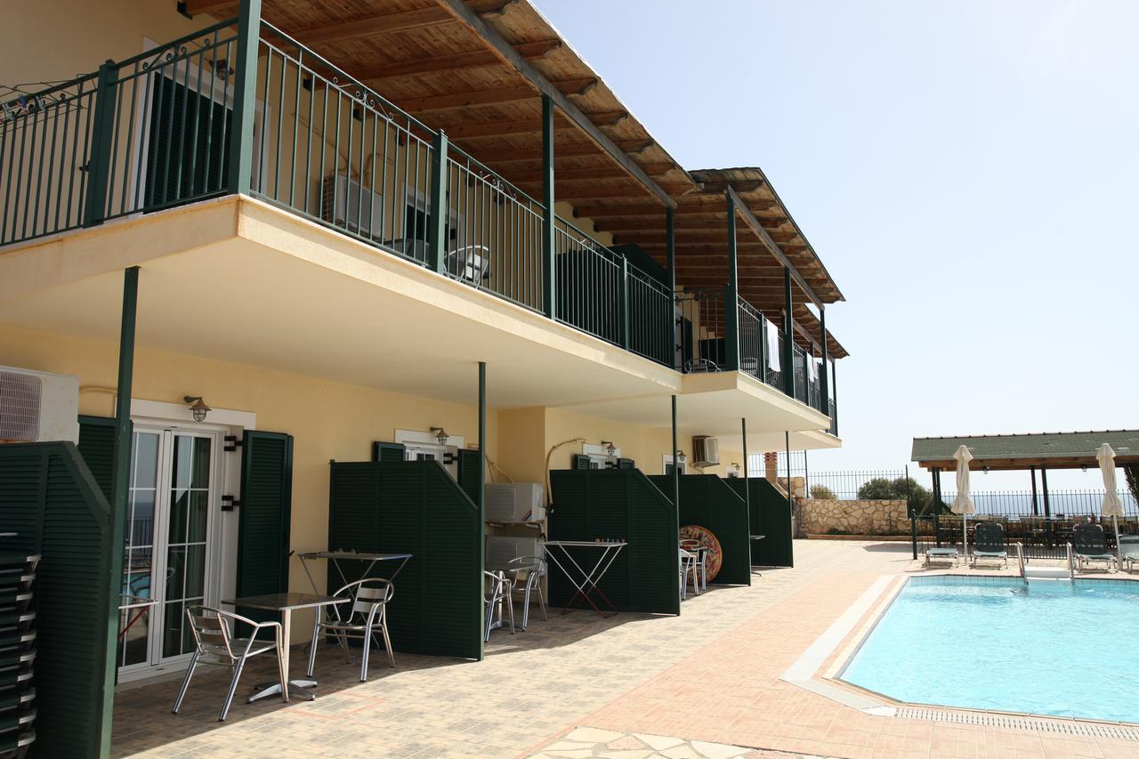 Agnantio Apartment Eleios-Pronnoi Ngoại thất bức ảnh