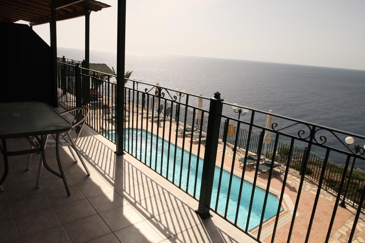 Agnantio Apartment Eleios-Pronnoi Ngoại thất bức ảnh