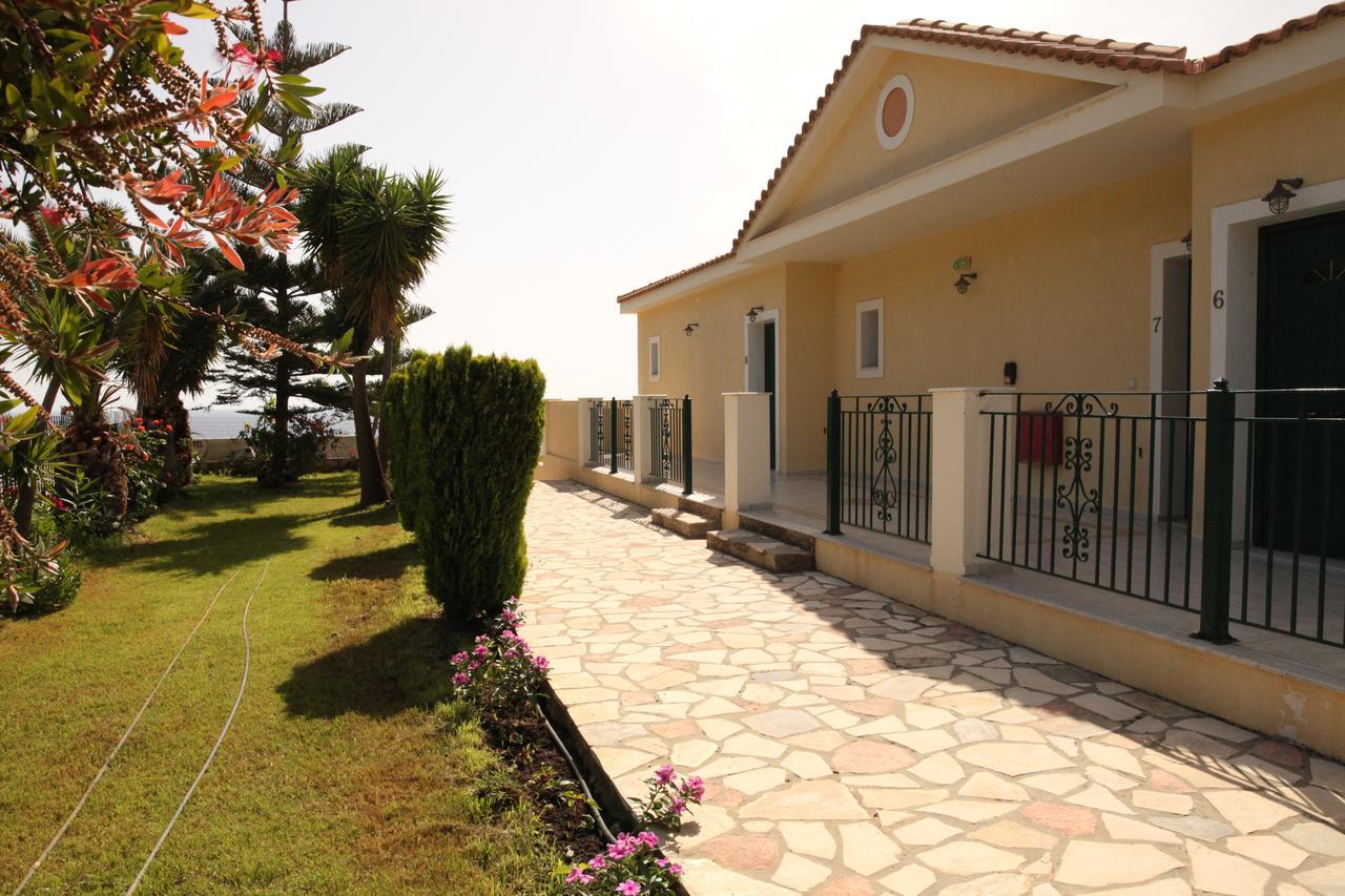 Agnantio Apartment Eleios-Pronnoi Ngoại thất bức ảnh