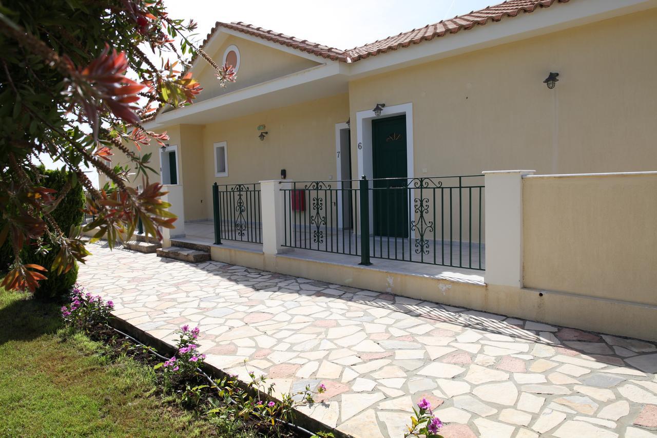 Agnantio Apartment Eleios-Pronnoi Ngoại thất bức ảnh